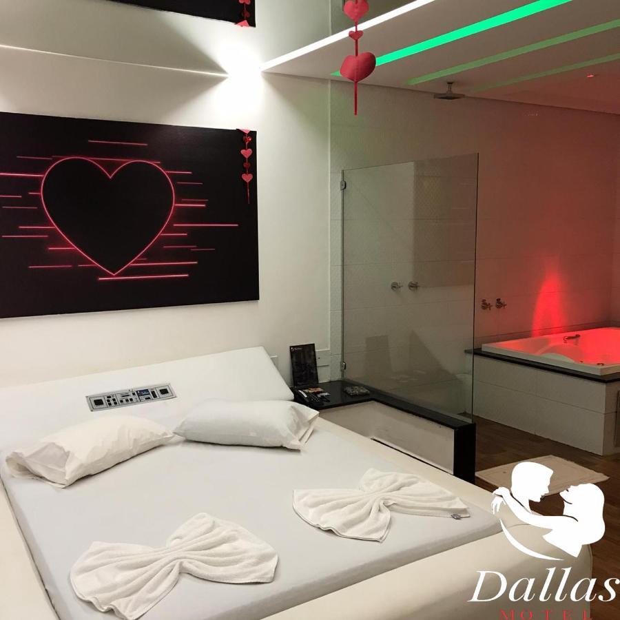 Dallas Motel Valparaiso de Goias מראה חיצוני תמונה